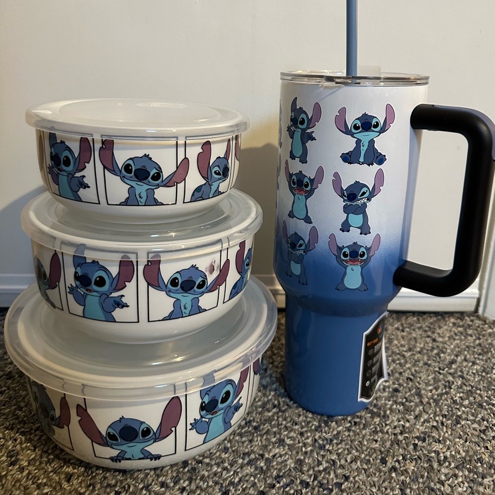 NWOT: NEVER USED… STITCH BOWLS W/TUMBLER